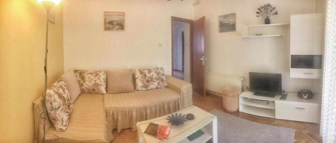 Villa Millefiori - Apartments Mali Lošinj Kültér fotó