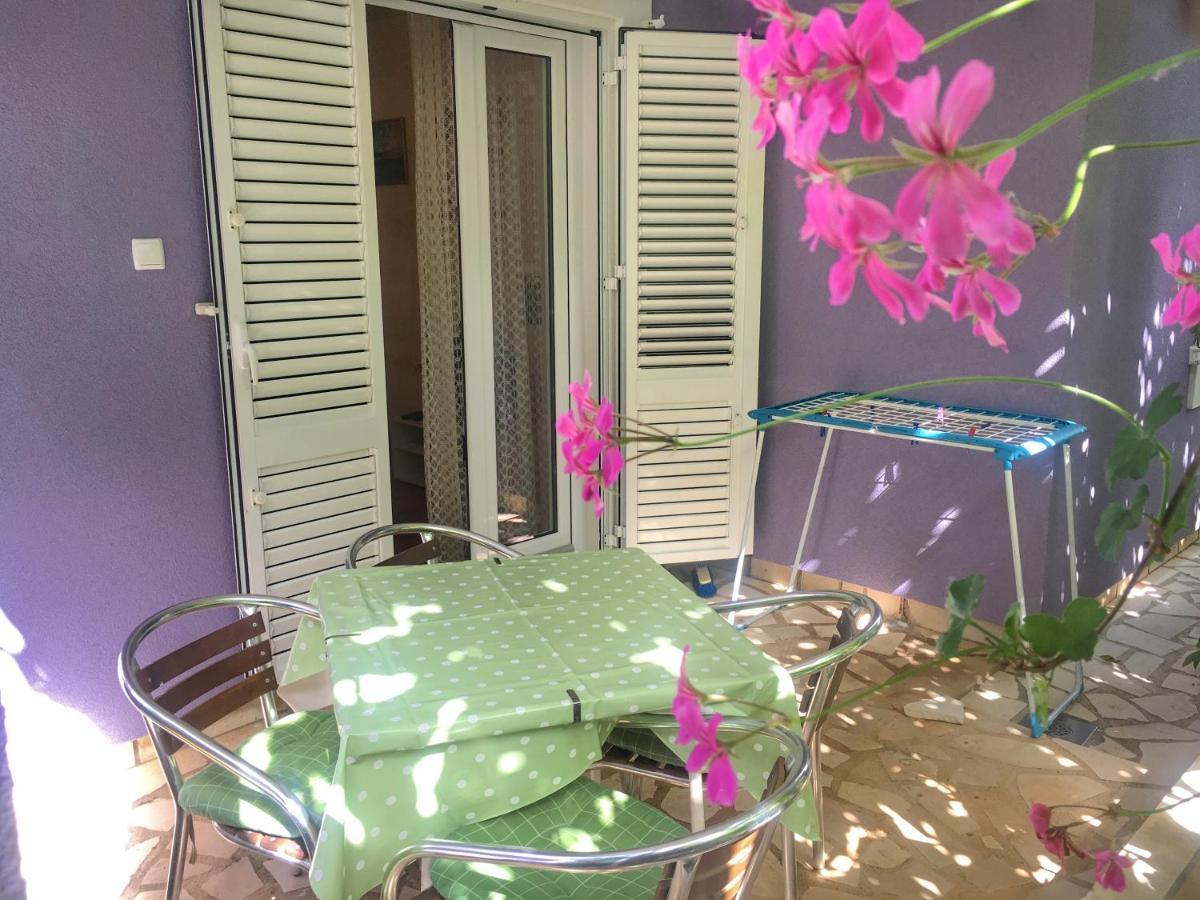 Villa Millefiori - Apartments Mali Lošinj Kültér fotó